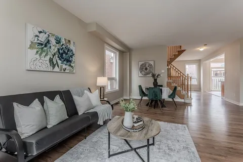 2273 Blue Oak Circle, ON L6M 5J4