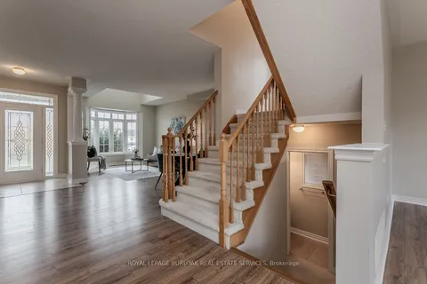 2273 Blue Oak Circle, ON L6M 5J4