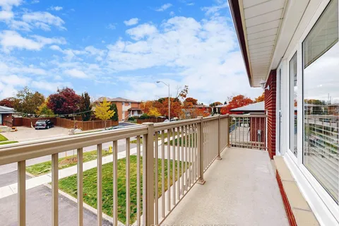 41 Riverton Drive, ON M9L 2N8