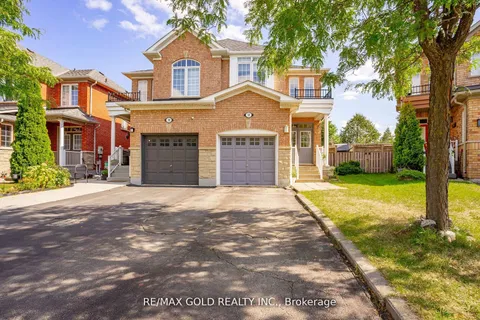 32 Rubysilver Drive, ON L6P 1P9