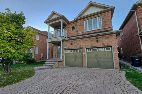 3208 Countess Crescent, ON L5M 0E2