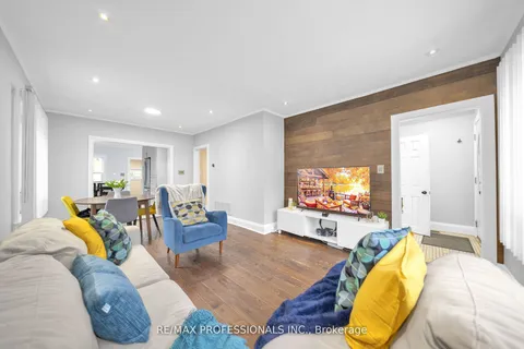 38 Nickle Street, ON M6M 2H6