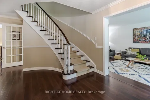 1456 Ballyclare Drive, ON L5C 1J5