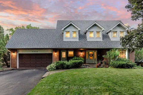 1456 Ballyclare Drive, ON L5C 1J5