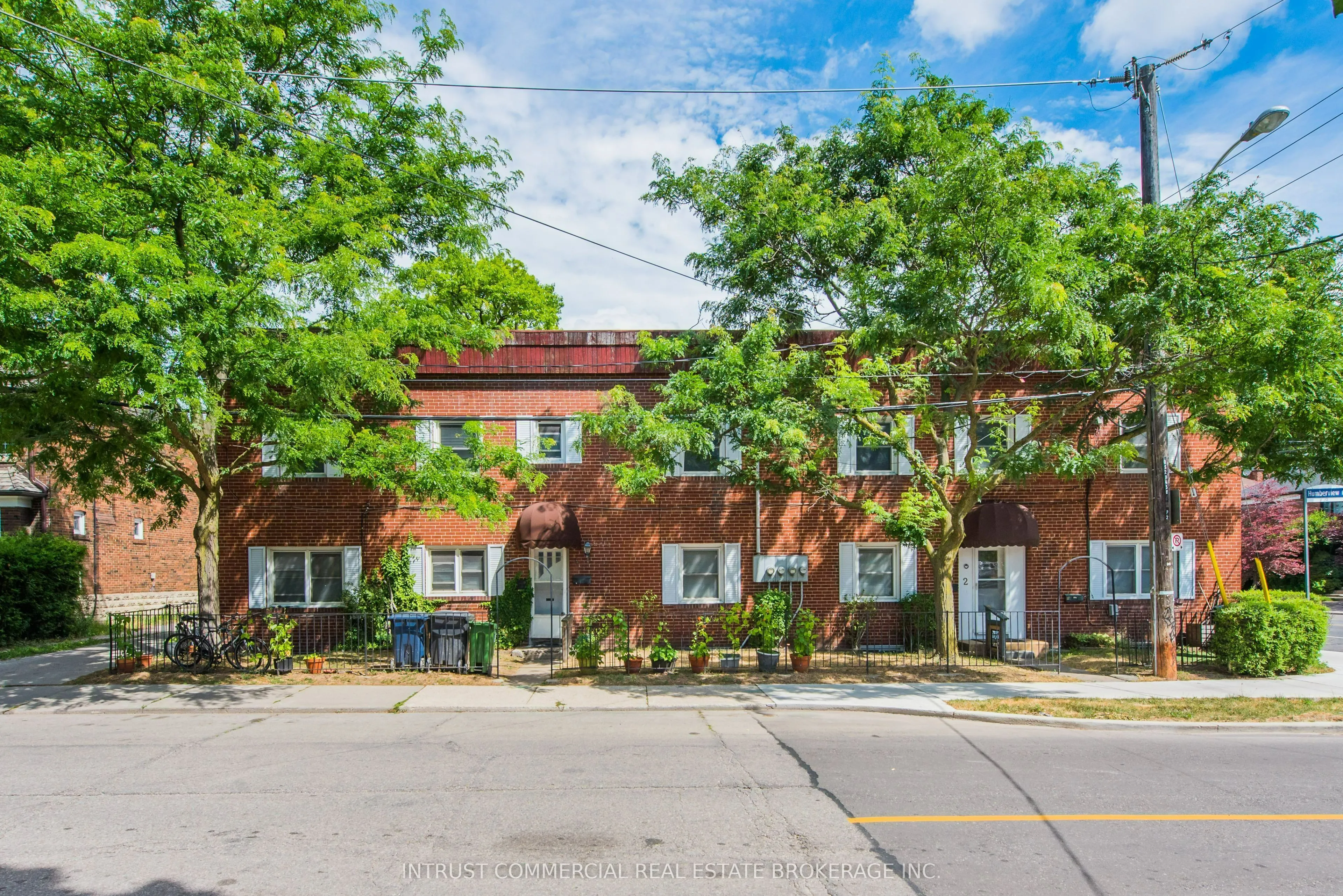 200 Jane Street, ON M6S 3Y9