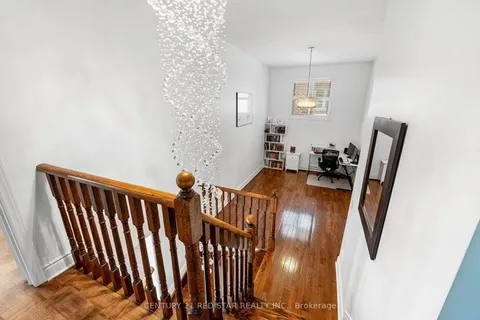 31 Eiffel Boulevard, ON L6P 1V9