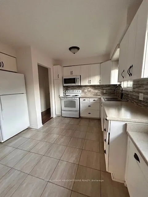 161 Harold Street, ON L6Y 2G3