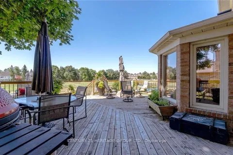 2010 Parklane Crescent, ON L7M 3V5