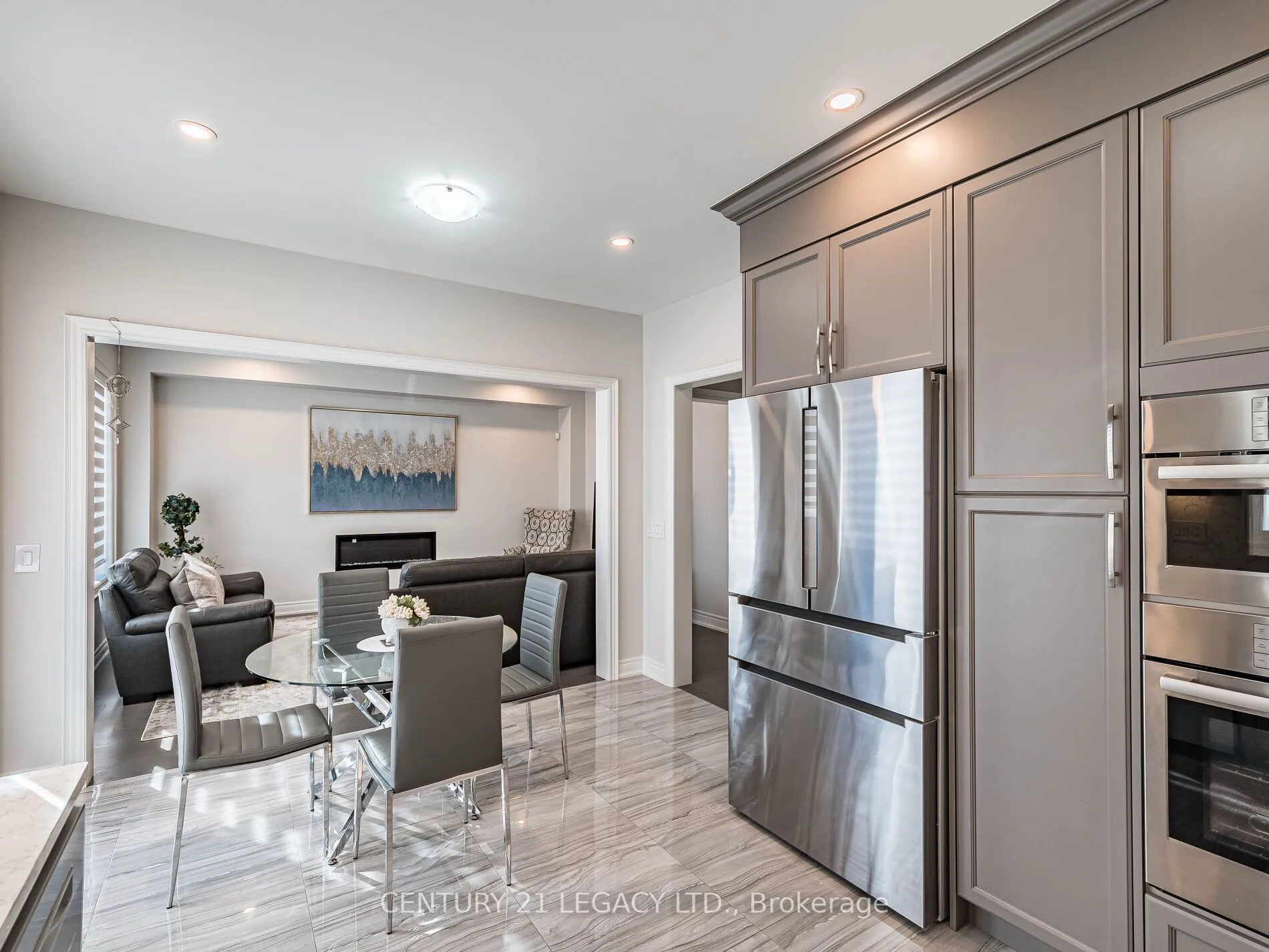 21 Goodview Drive, ON L6R 4C3