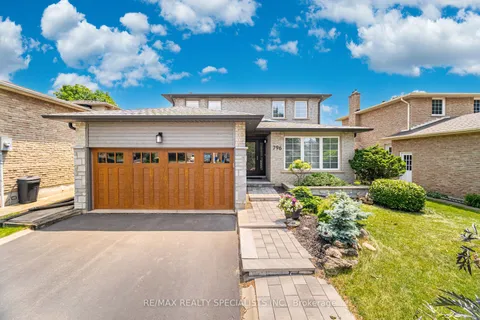 796 Childs Drive, ON L9T 4J2