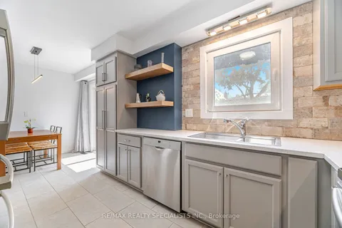 796 Childs Drive, ON L9T 4J2