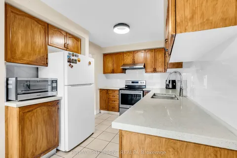 3152 Angel Pass Drive Drive, ON L5M 7R5