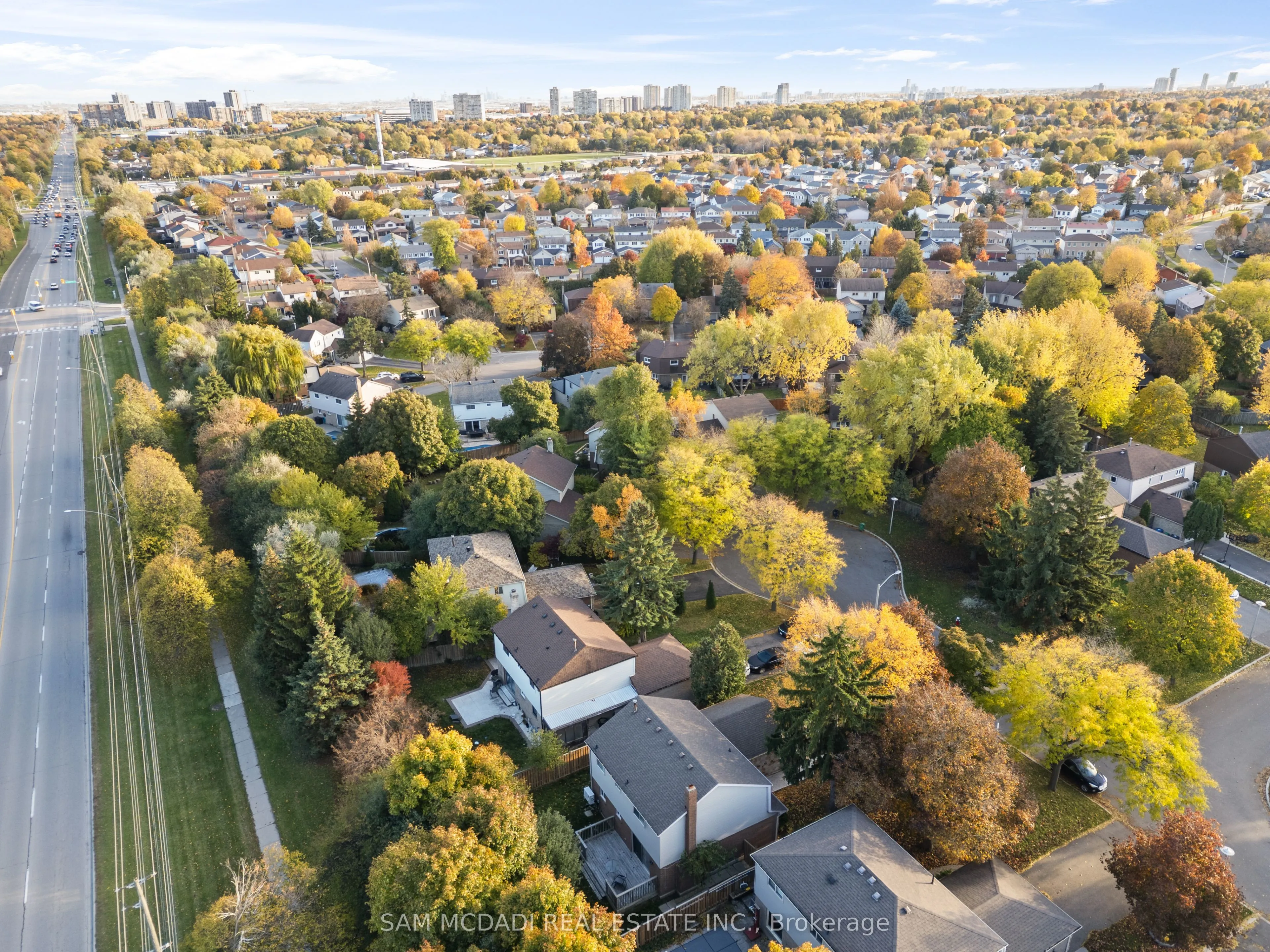 44 Madrid Crescent, ON L6S 2X4