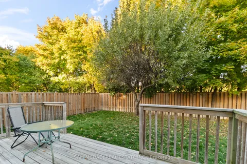 44 Madrid Crescent, ON L6S 2X4