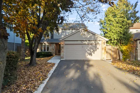 44 Madrid Crescent, ON L6S 2X4