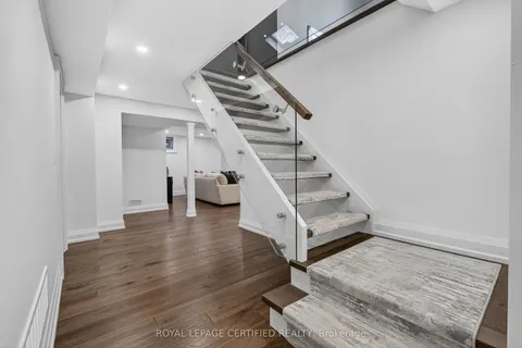 1188 Fair Birch Drive, ON L5H 1M6