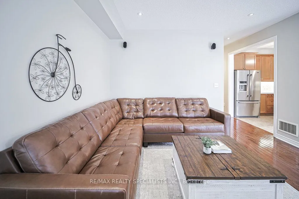 3056 Mission Hill Drive, ON L5M 0C1