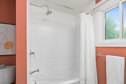 13609 6 Line, ON L0P 1H0