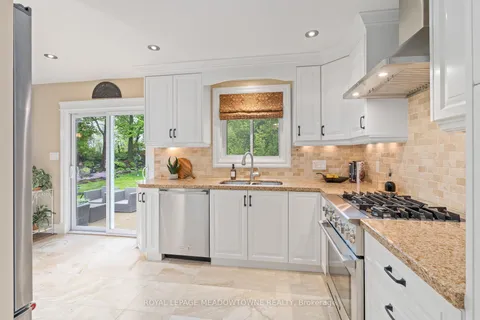 13609 6 Line, ON L0P 1H0