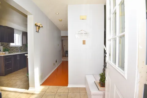 87 Timberlane Drive, ON L6Y 4V7