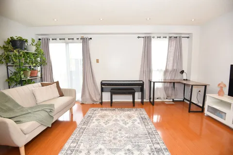 87 Timberlane Drive, ON L6Y 4V7