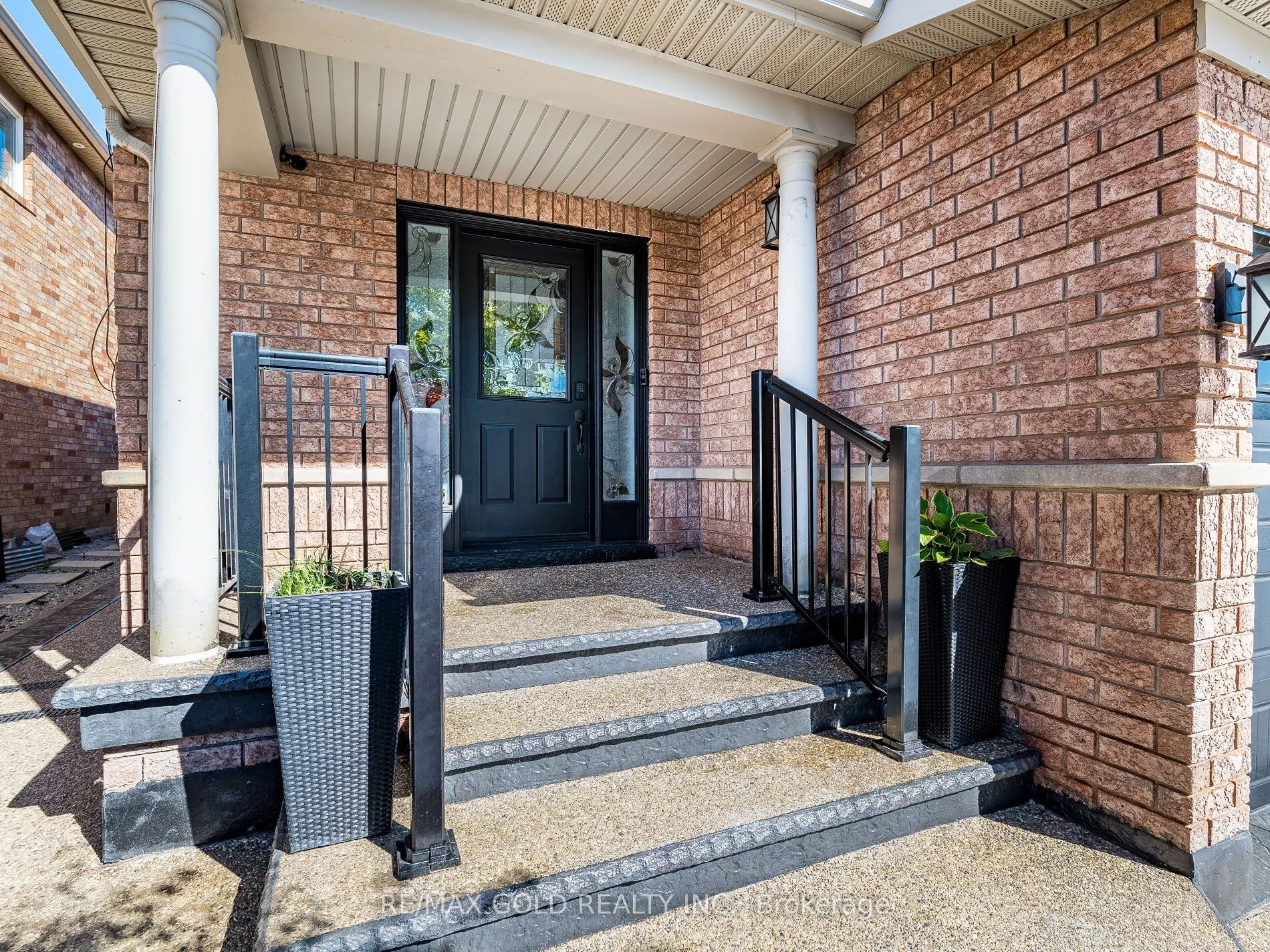 43 Sunnyview Road, ON L7A 3E4