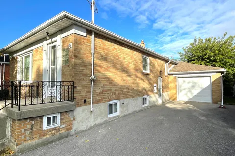 36 Alden Avenue, ON M8Z 1C5