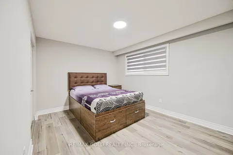 3724 Darla Drive, ON L4T 2C9