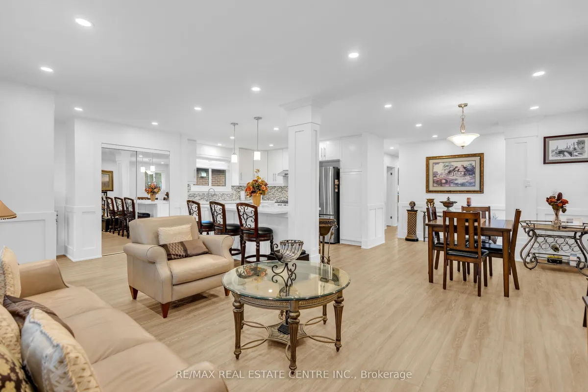 741 Mullin Way, ON L7L 4J8