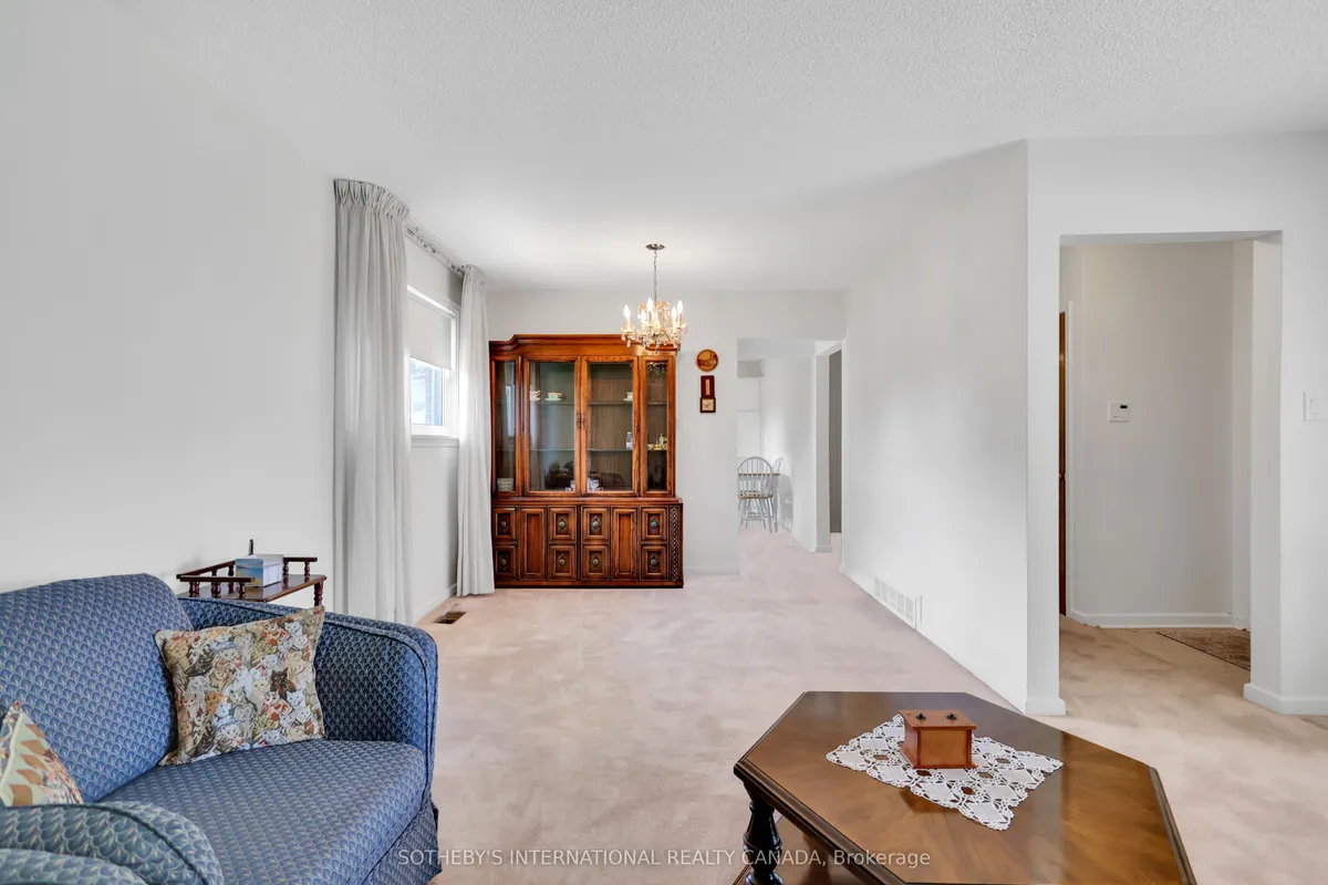 2506 Constable Road, ON L5J 1W1