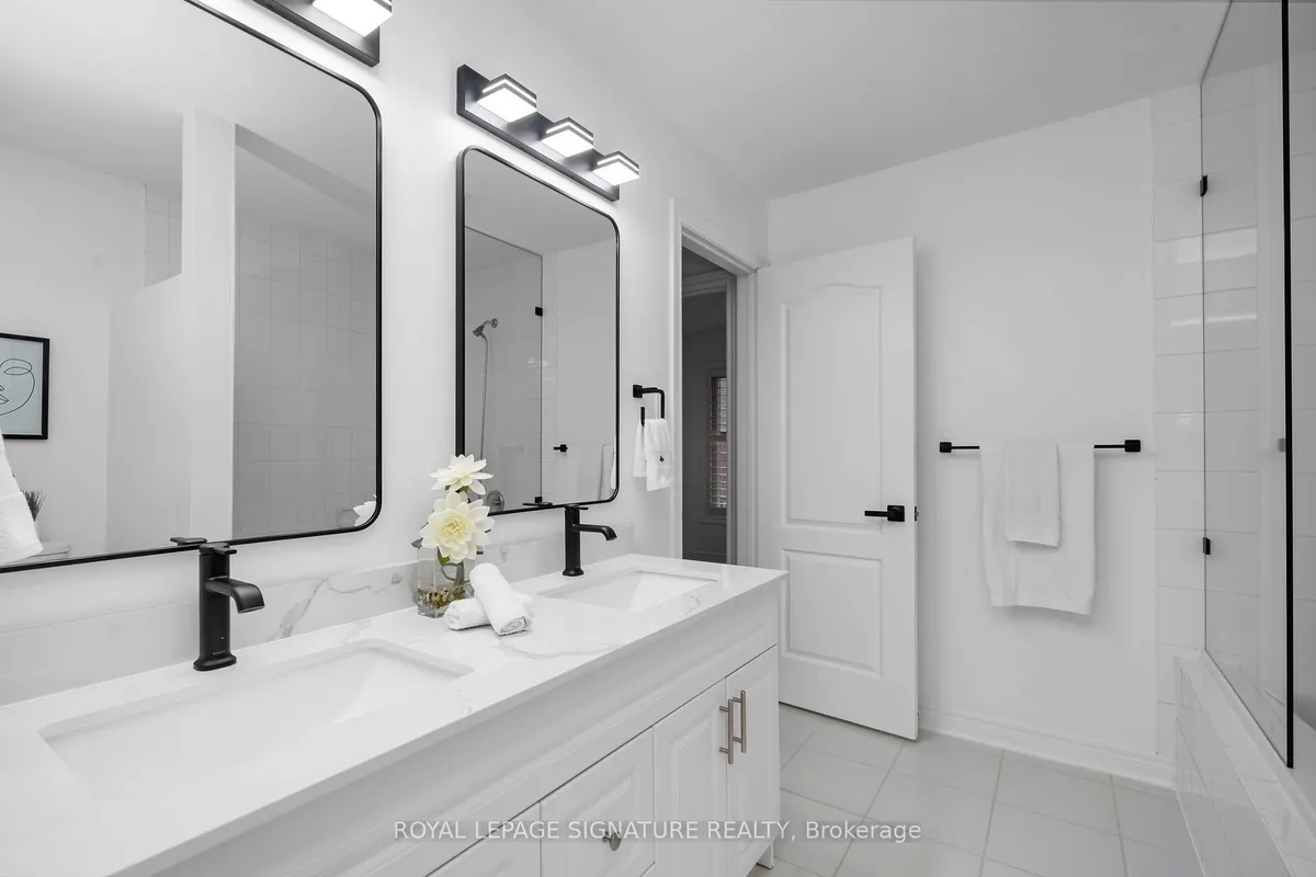 38A Mendota Road, ON M8Y 1E8