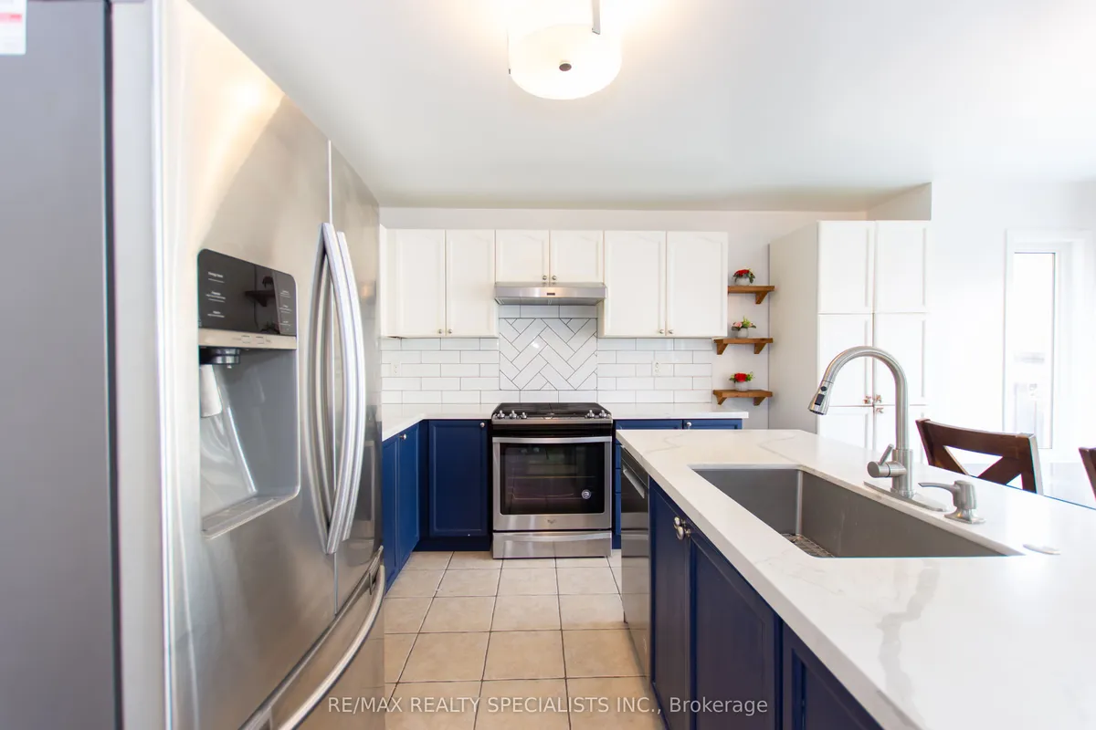 929 Philbrook Drive, ON L9T 0L3