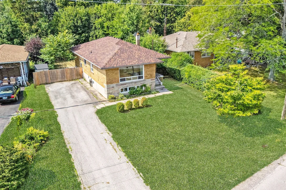 300 Burton Road, ON L6K 2K8