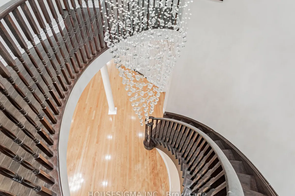 12 Bear Run Road, ON L6X 2Y9