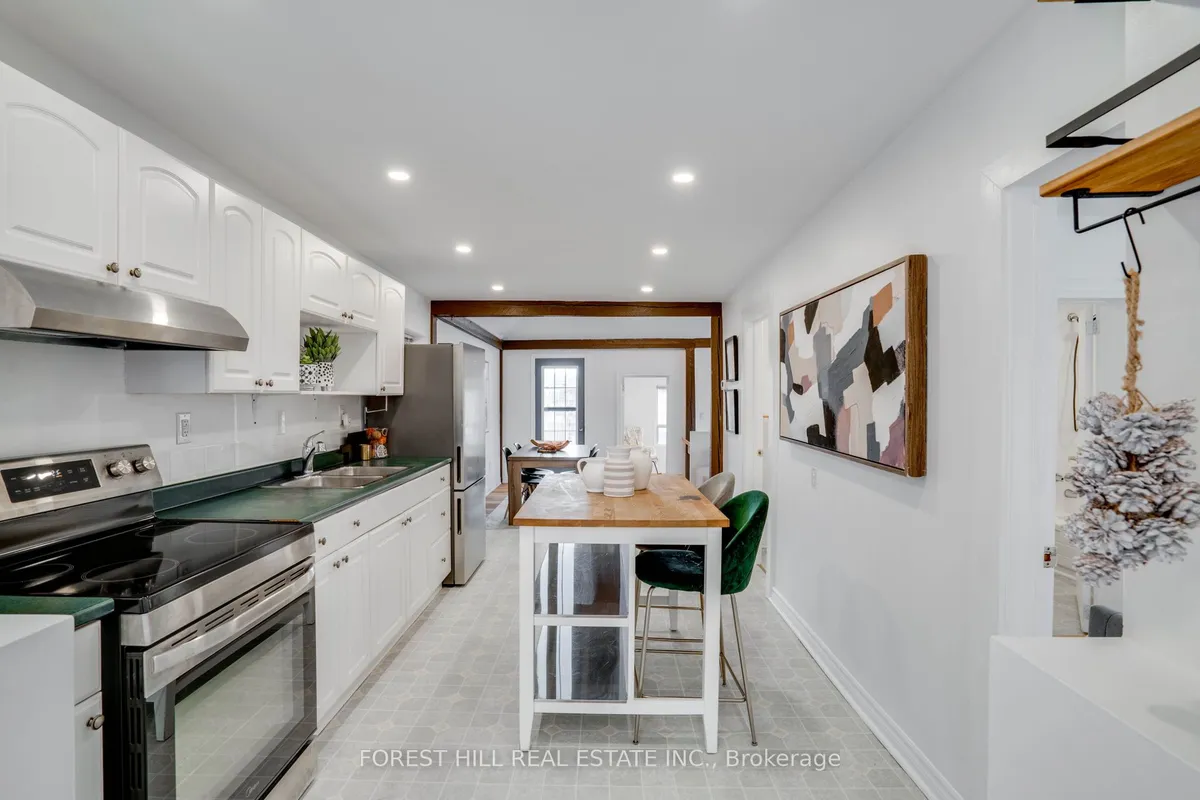 4053 Old Dundas Street, ON M6S 2R5