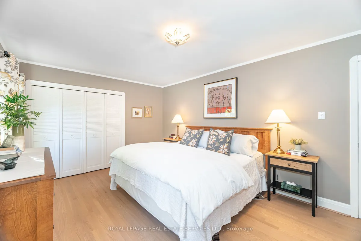 2 Hartfield Court, ON M9A 3E3