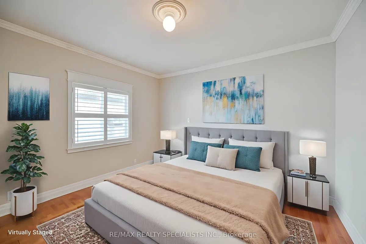 112 Troy Street, ON L5G 1S7