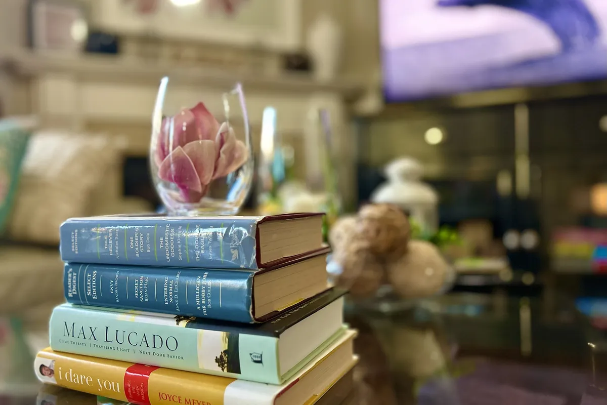 69 Crown Victoria Drive, ON L7A 3X1