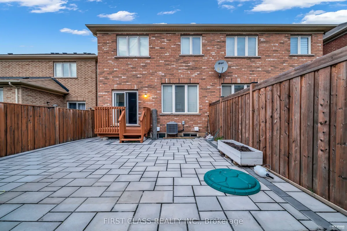 845 Miltonbrook Crescent, ON L9T 8N2