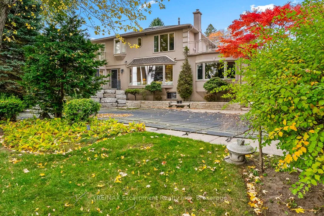 2372 Carrington Place, ON L6J 5P4