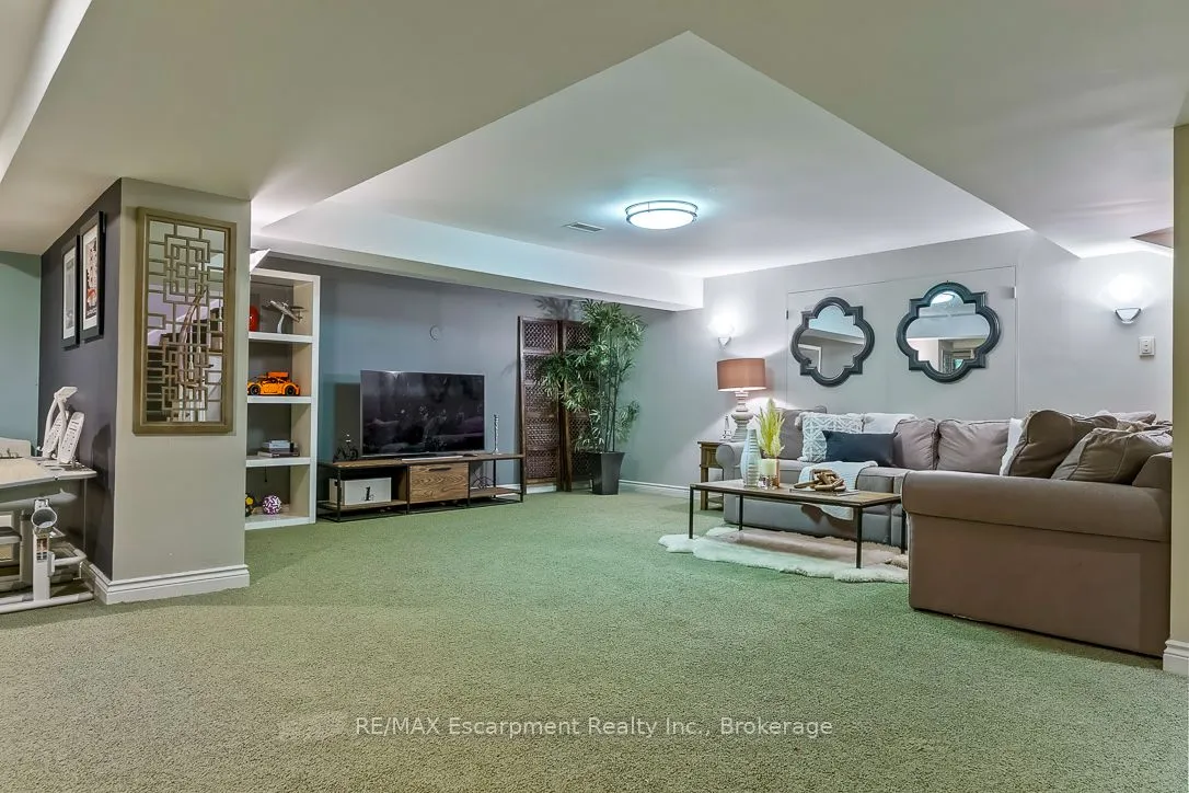 2372 Carrington Place, ON L6J 5P4