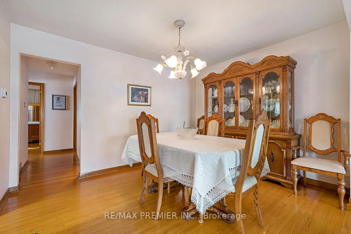 20 Grenadine Court, ON M9L 2H6