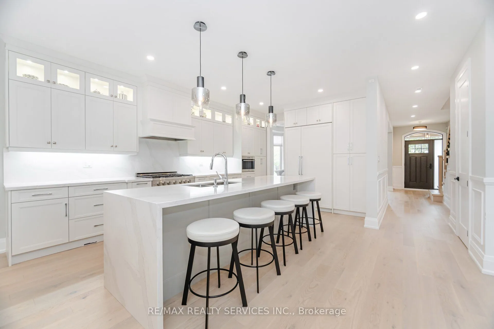 17 Edmonton Street, ON L6Y 5L2