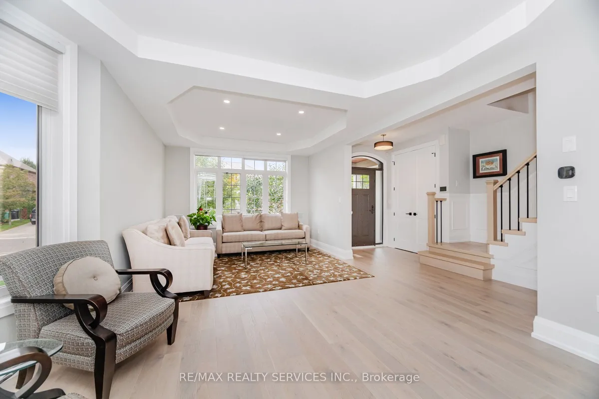 17 Edmonton Street, ON L6Y 5L2