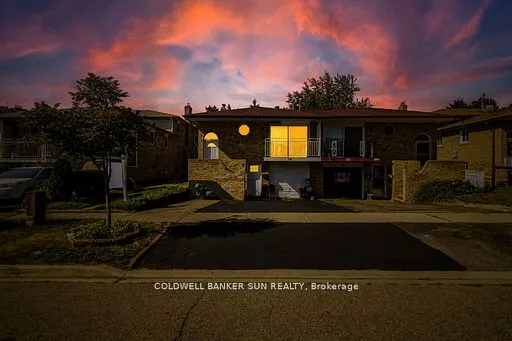 38 Fallway Road, ON L6V 3H2