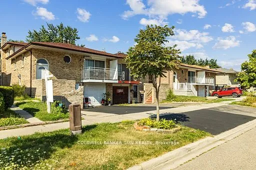 38 Fallway Road, ON L6V 3H2