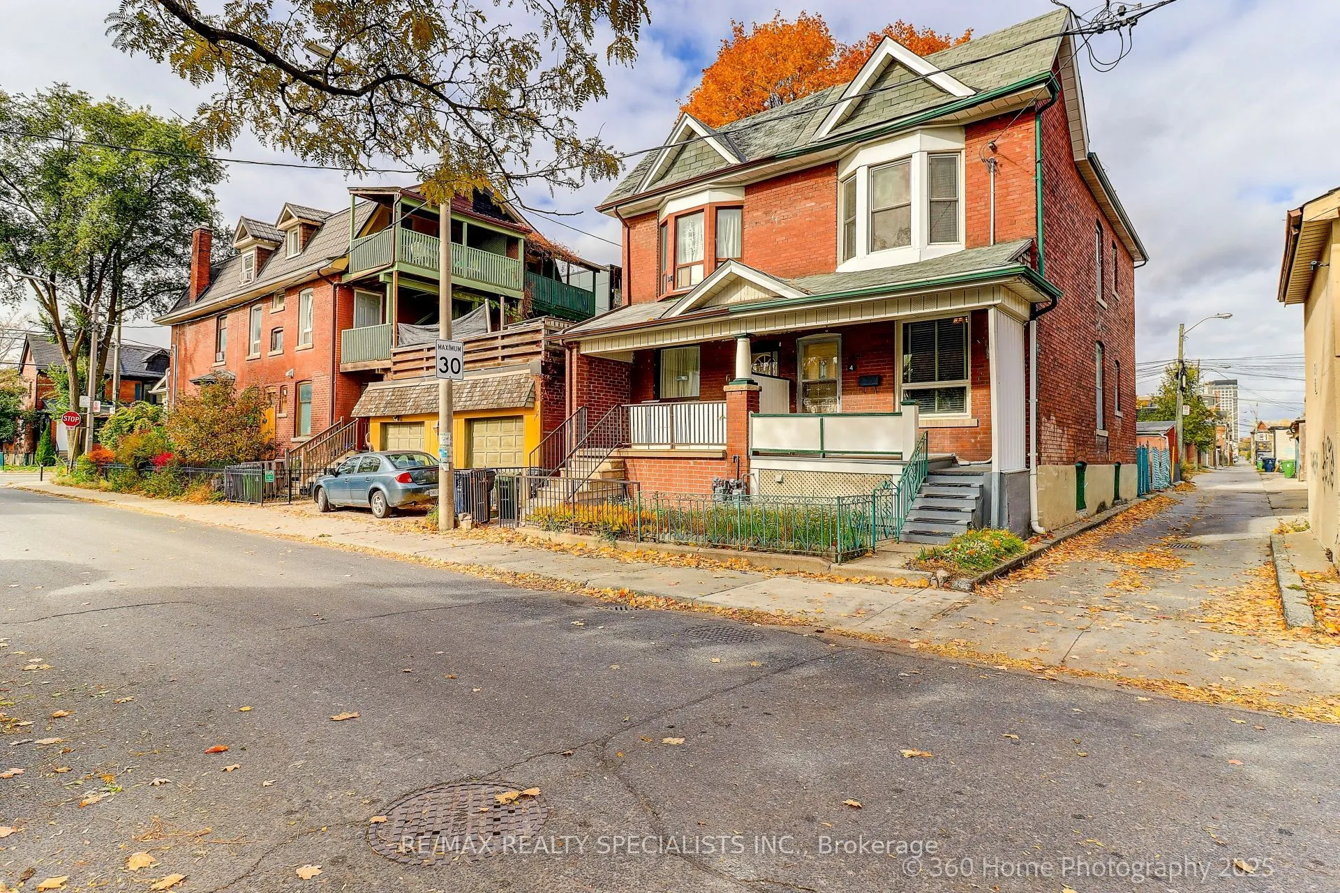 4 Ernest Avenue, ON M6P 3M5