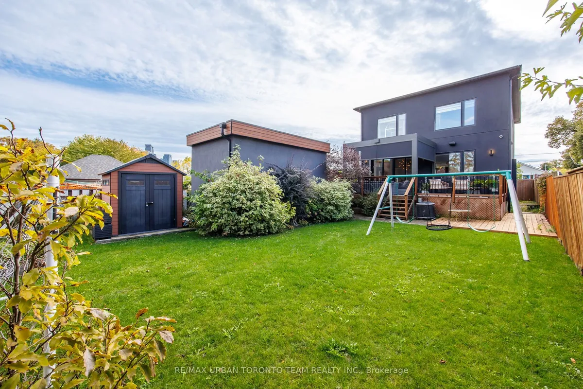 58 Manitoba Street, ON M8Y 1C9