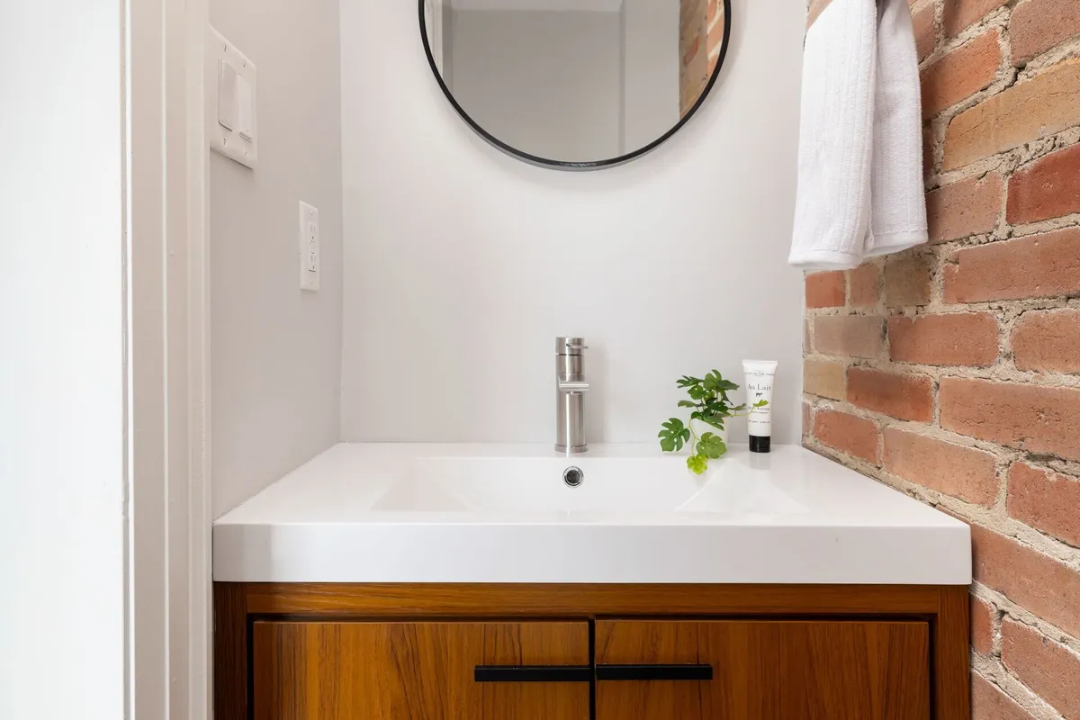 69 Peterborough Avenue, ON M6H 2L2