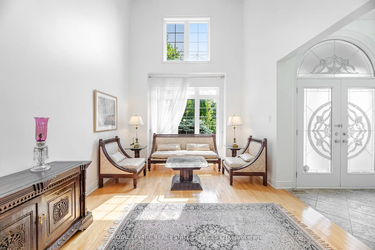 215 Burloak Drive, ON L6L 6T6